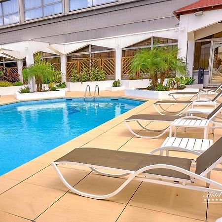 Hotel Tiama Абиджан Экстерьер фото
